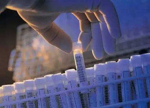 兩部門印發(fā)《中央高?；究蒲袠I(yè)務(wù)費(fèi)管理辦法》，支持一流科技領(lǐng)軍人才建設(shè)